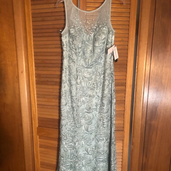 Ignite Evenings sage evening gown - Picture 2 of 6